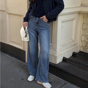 Splendid lounge denim pant indigo 32” inseam new nvr worn sz med! Offer!